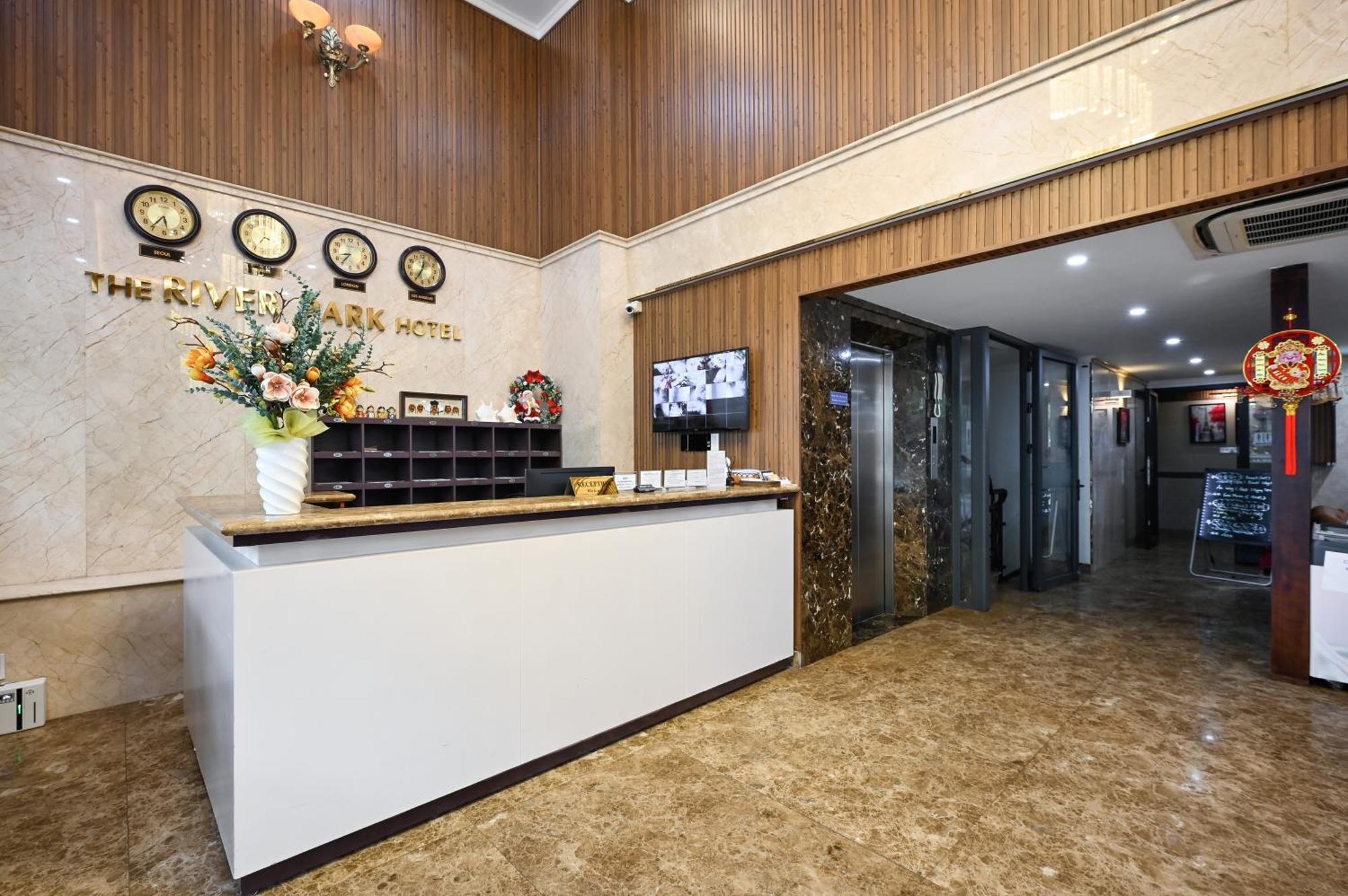 The River Park Hotel 胡志明市 外观 照片